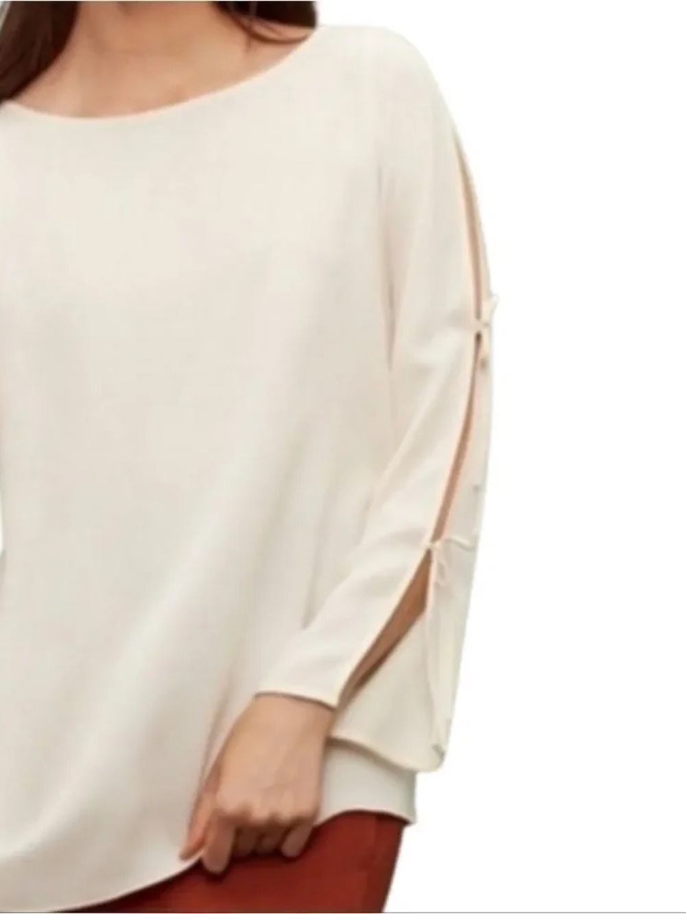 Wilfred Cream Pozzi Blouse with Delicate Neckline